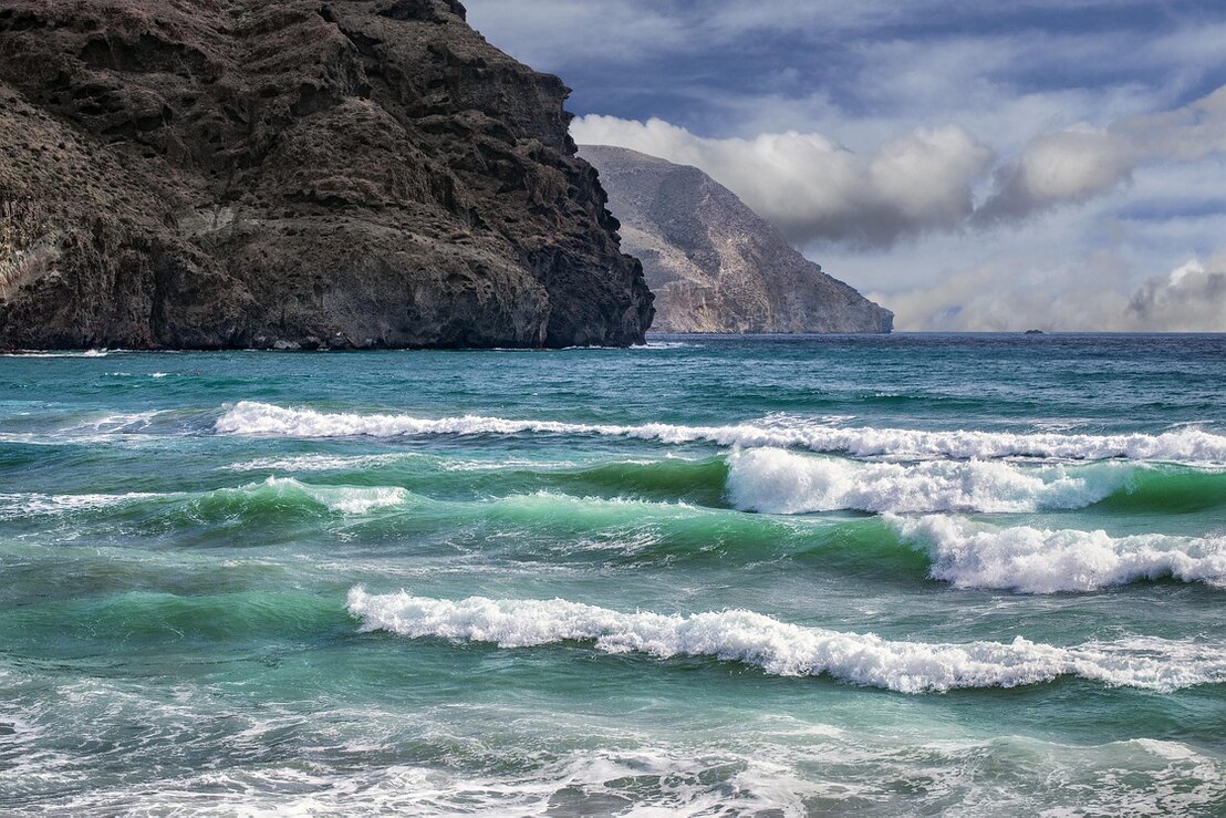 Coastal properties near the beach in Roquetas de Mar